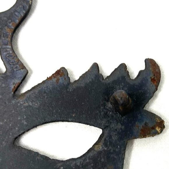 Vtg Virginia Metal Crafters Cast Iron Footed Trivet Doodlers Dream 9-18 Black - Picture 3 of 5